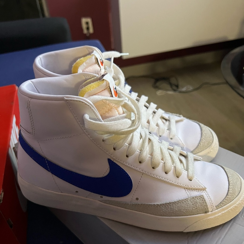 Nike Men’s 8 Blazer